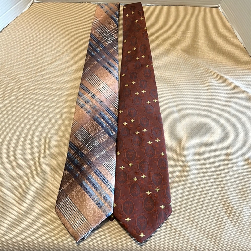 Wembley Wemlon Tie Lot (2) - Pre-Owned
